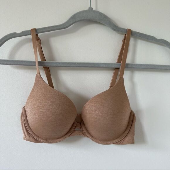 Victoria's Secret Body By Victoria Bra Perfect Shape 32B Beige padded underwire - Picture 1 of 3
